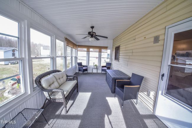 Sunroom | Image 34