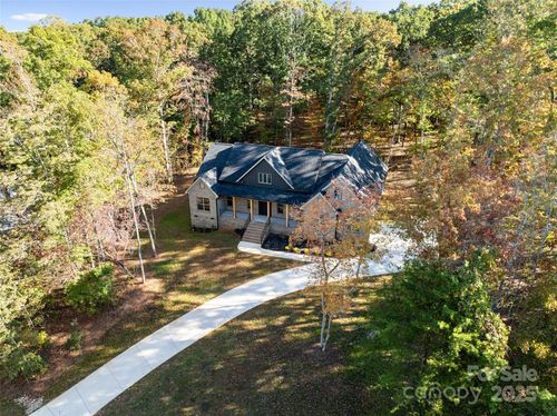 129 Hannaford Pl, Gastonia, NC, 28052-8109 | Card Image