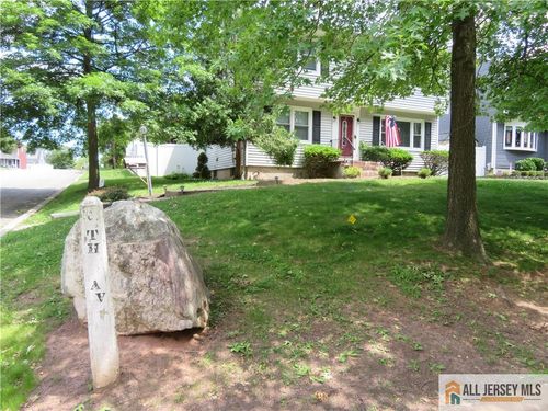 78 6th Ave, Port Reading, NJ, 07064-2012 | Card Image