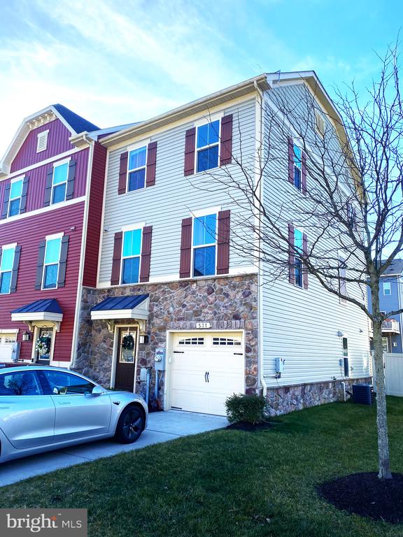 Fox River Hills Way, Glen Burnie, MD 21060