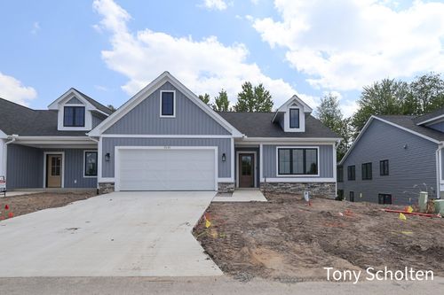 46-5178 Blendon Meadow Cir, Hudsonville, MI, 49426-6800 | Card Image