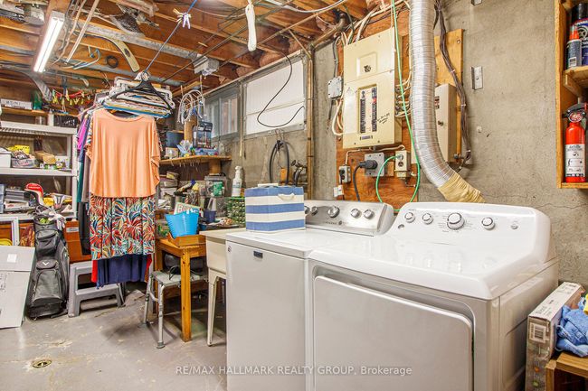 1036 Gill Ave, House other with 3 bedrooms, 2 bathrooms and 3 parking in Ottawa ON | Image 22