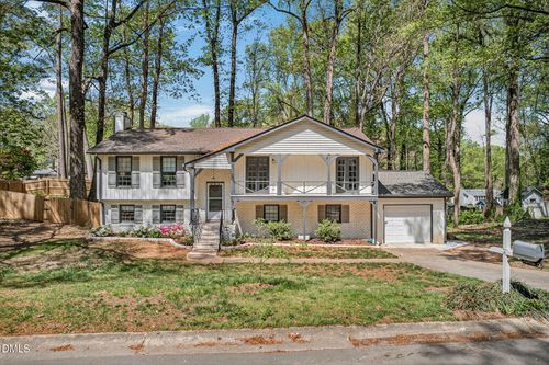 1012 Askham Dr, Cary, NC, 27511-4737 | Card Image