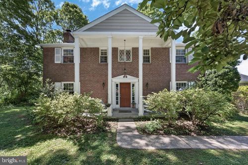 718 Darby Paoli Rd, NEWTOWN SQUARE, PA, 19073-2605 | Card Image