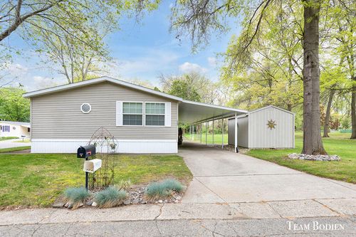 5547 Seagull Dr Ne, Belmont, MI, 49306-9005 | Card Image