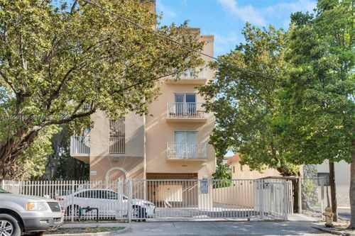 3-1349 Sw 3rd St, Miami, FL, 33135 | Card Image