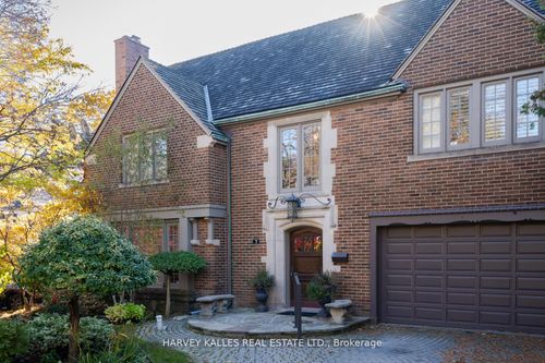 7 Ridgewood Rd, Toronto, ON, M5P1T4 | Card Image