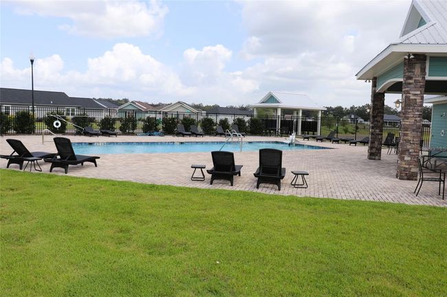 24350 Sw 18 Th Ln, House other with 3 bedrooms, 2 bathrooms and null parking in NEWBERRY FL | Image 14