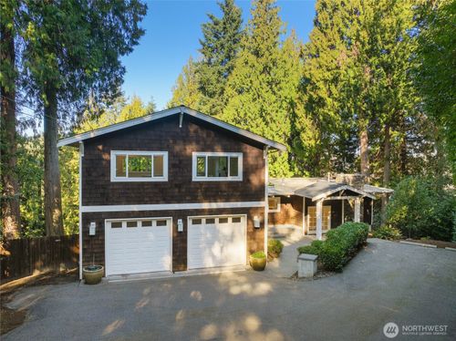 2635 109th Pl Ne, Bellevue, WA, 98004-2016 | Card Image