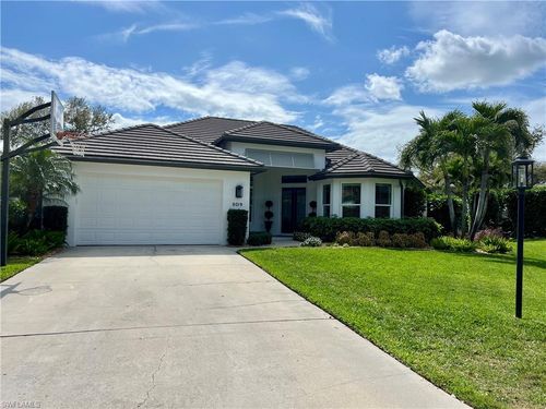 8019 San Simeon Way, NAPLES, FL, 34109 | Card Image