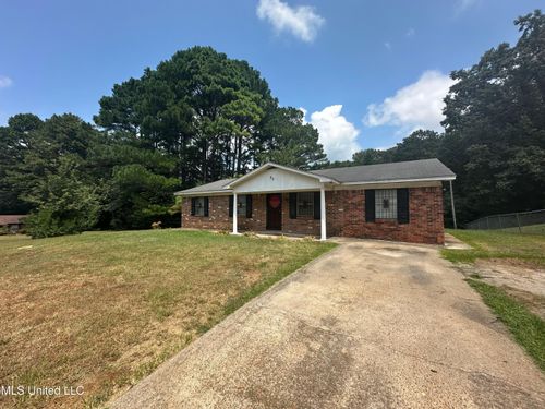 25 Grandview Dr, Water Valley, MS, 38965-2541 | Card Image