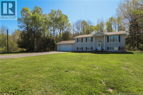 6 Nathan Dr, Passekeag, NB, E5N8A3 | Card Image