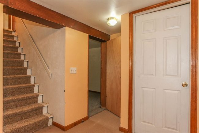 109 Bacon Rd, House other with 4 bedrooms, 2 bathrooms and 4 parking in Springfield MA | Image 28