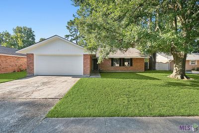 16814 London Ave, House other with 3 bedrooms, 2 bathrooms and null parking in Baton Rouge LA | Image 1