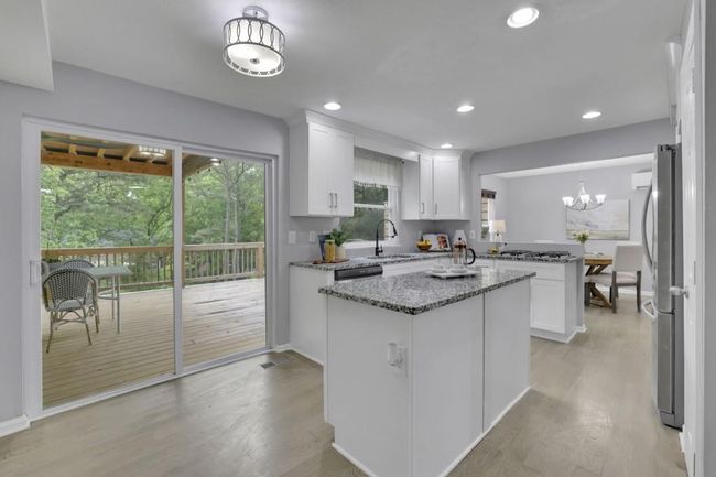 3757 Peachtree Corners Cir, House other with 5 bedrooms, 5 bathrooms and null parking in Norcross GA | Image 6