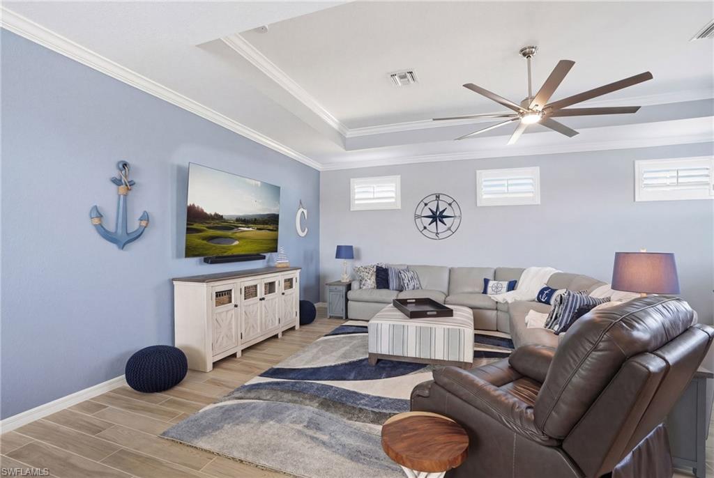 Residential in PUNTA GORDA 5