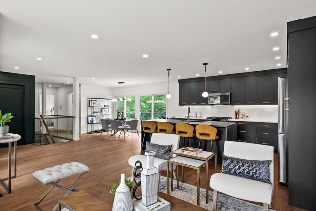 77 Kirby Pl Sw, House detached with 4 bedrooms, 3 bathrooms and 4 parking in Calgary AB | Image 13
