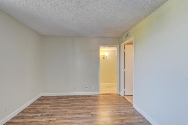 UNIT-202 - 16 Royal Palm Way, Condo with 2 bedrooms, 2 bathrooms and null parking in Boca Raton FL | Image 31