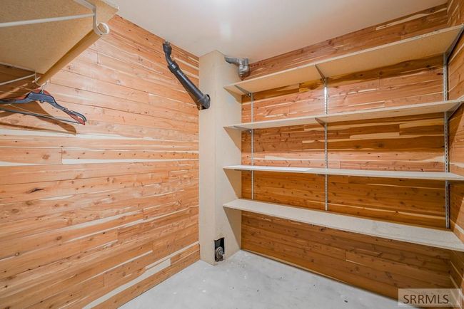 147 N 3900 E, House other with 6 bedrooms, 3 bathrooms and 2 parking in Rigby ID | Image 21