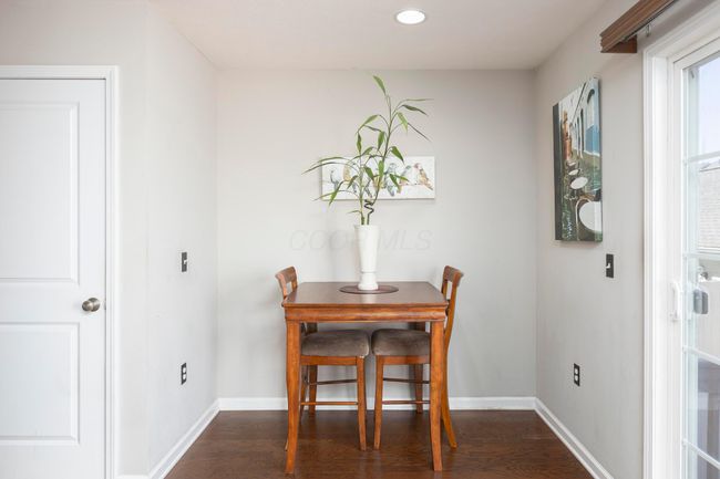 7275 Billy Goat Dr, Condo with 2 bedrooms, 3 bathrooms and null parking in New Albany OH | Image 8