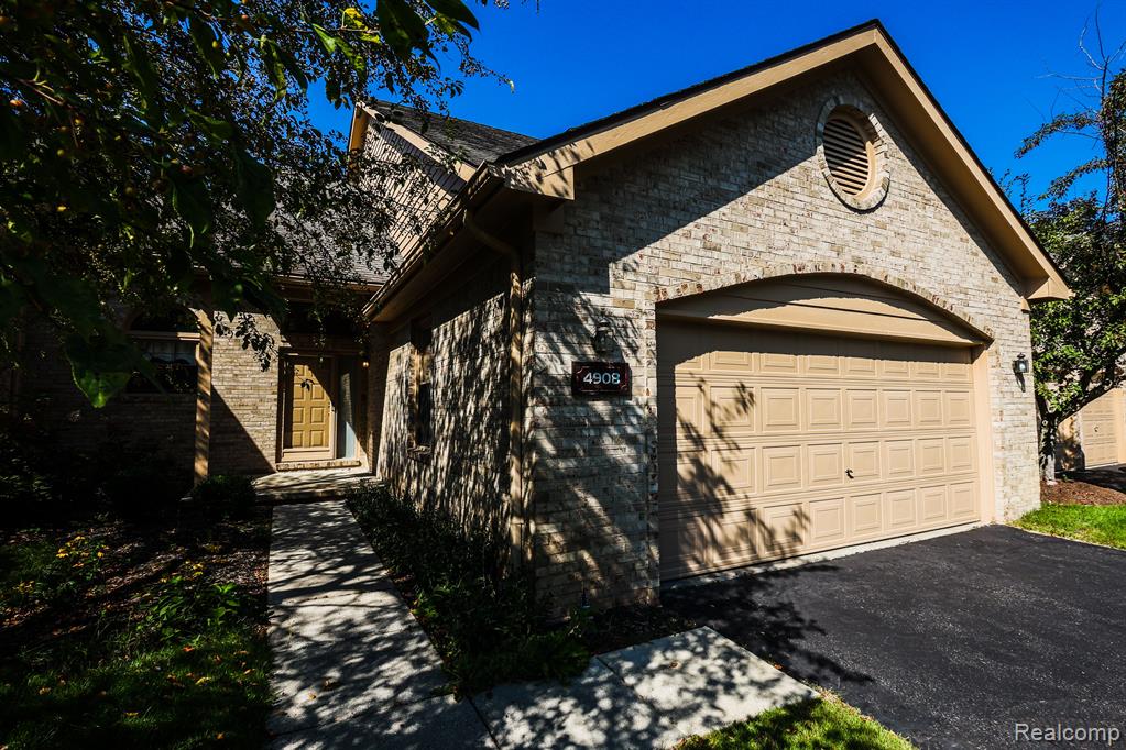 Fairways Dr, Brighton, MI 48116 #1