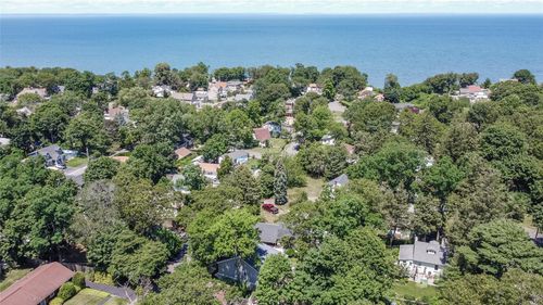 17 Tulip Rd, Rocky Point, NY, 11778-8932 | Card Image