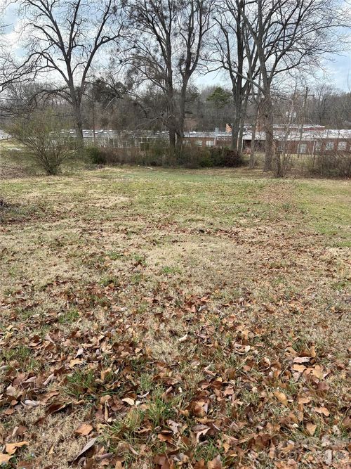 vacant lot 817 N Piedmont Avenue, Kings Mountain, NC, 28086 | Card Image
