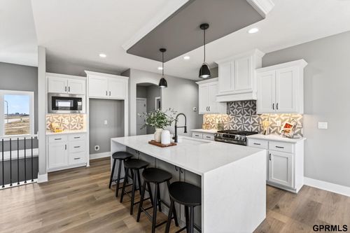 10339 S 212th St, Gretna, NE, 68028-5161 | Card Image