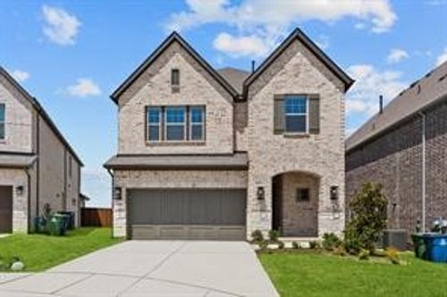 708 Treaty Oak Dr, Lewisville, TX, 75056-7049 | Card Image