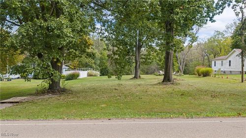 6387 Hampsher Rd, New Franklin, OH, 44216-9140 | Card Image