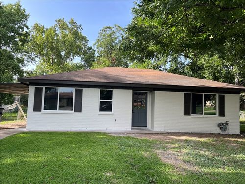 502 Willow Cir, Brenham, TX, 77833-3041 | Card Image
