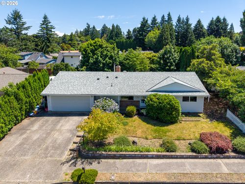 1560 Ne Cochran Dr, Gresham, OR, 97030-4412 | Card Image