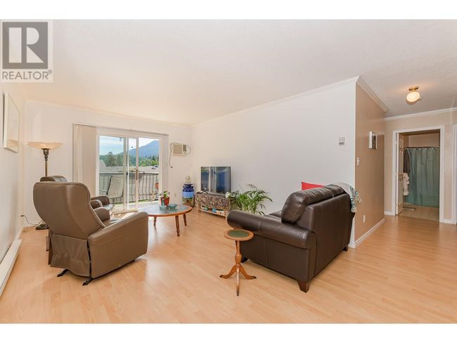 214 - 211 Kildonan Ave, Condo with 2 bedrooms, 1 bathrooms and 1 parking in Enderby BC | Image 4