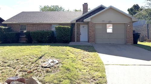 3617 Georgetown Dr, Abilene, TX, 79602-7455 | Card Image