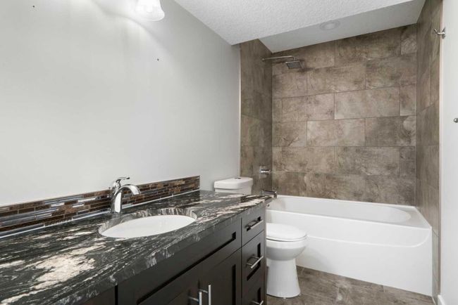379 Mountain Park Drive Se, Home with 4 bedrooms, 3 bathrooms and 4 parking in Calgary AB | Image 33