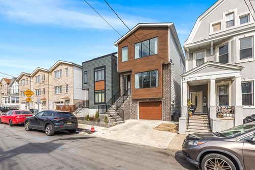 1-106 Oak St, Jersey City, NJ, 07304-2248 | Card Image