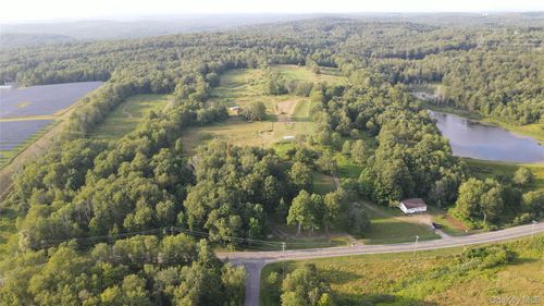 150 Sackett Lake Rd, Monticello, NY, 12701-4513 | Card Image