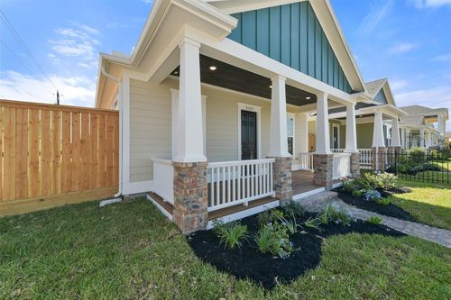 2503 Houston Ave, Pearland, TX, 77581-4231 | Card Image