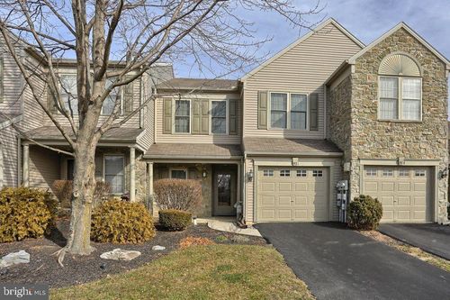 1921 Limestone Dr, HUMMELSTOWN, PA, 17036-7073 | Card Image