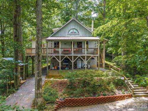 520 Patricia Rd, Black Mountain, NC, 28711-8951 | Card Image
