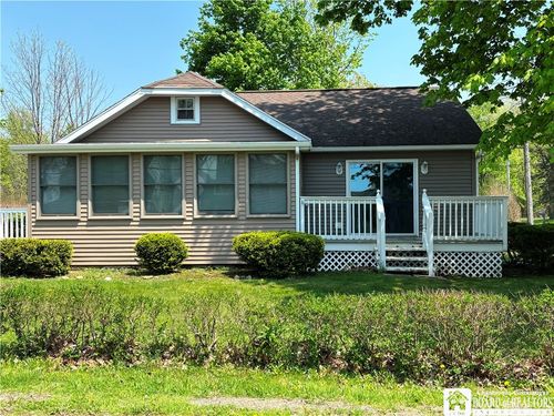 10082 Patterson Ln, Fredonia, NY, 14063-1518 | Card Image