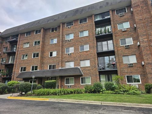 apt-3h-4721 Saint Joseph Creek Rd, Lisle, IL, 60532-1815 | Card Image