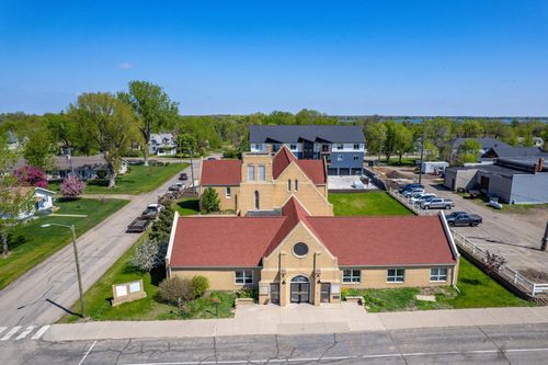 112 W Main St, Battle Lake, MN, 56515-4022 | Card Image
