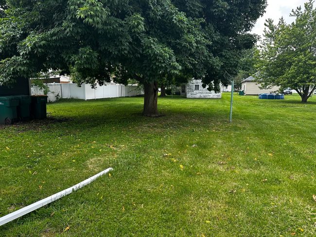 1002 Hoyne St, House other with 3 bedrooms, 2 bathrooms and 1 parking in Streator IL | Image 5
