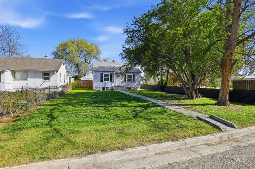 616 9th Ave N, Nampa, ID, 83687-3350 | Card Image