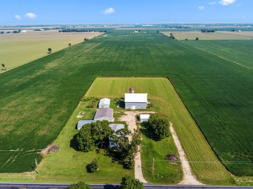 W6646 State Line Rd, WALWORTH, WI, 53184-5841 | Card Image