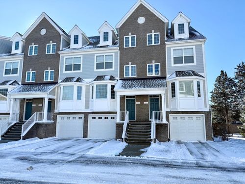 2564 W Towne St, Ann Arbor, MI, 48103-3855 | Card Image