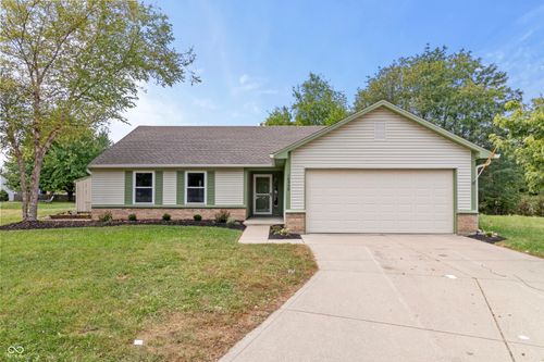 10532 Cress Ct, Noblesville, IN, 46060-6723 | Card Image
