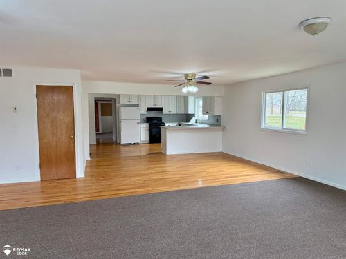 7011 Porter Road, Grand Blanc Charter Township, MI, 48439 | Card Image