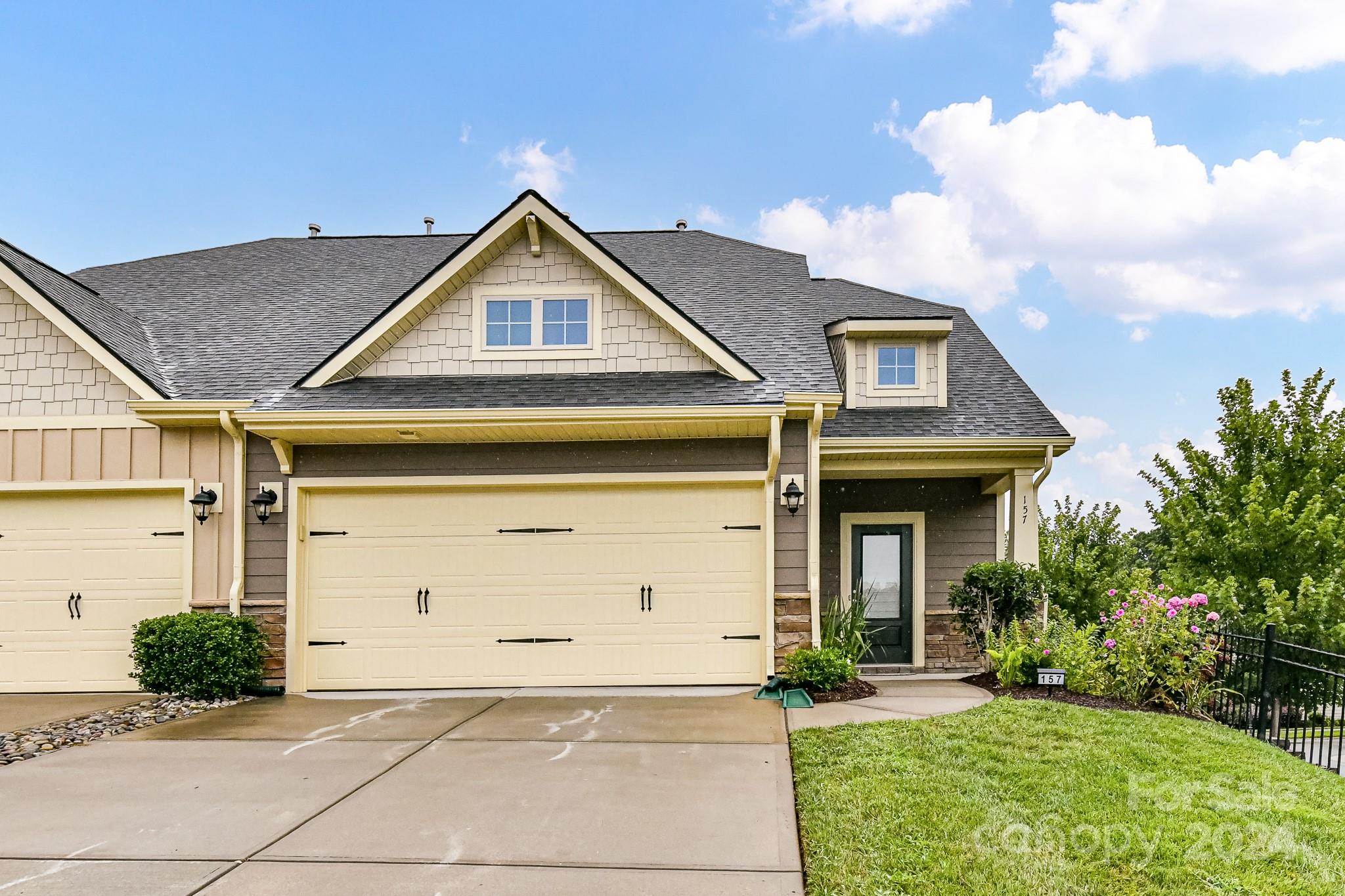 Martingale Ave, Mooresville, NC 28115